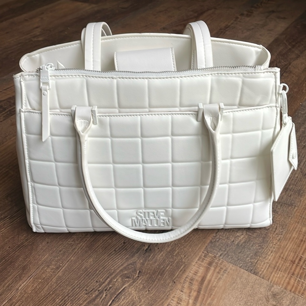 NWT Steve Madden Shoulder Bag/Purse with multiple compartments